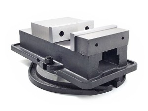 Rotary machine vise with coolant outlet for CNC milling machine 160x190 mm - FQM DARMET