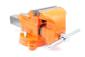Bench Vise | 150 mm Serrated Jaws | with Anvil and 360° Swivel Base - FORWARD 30606
